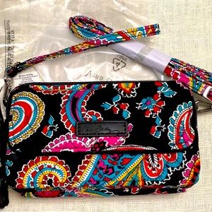 Vera Bradley All in One Cross Body I Phone 6+ SE